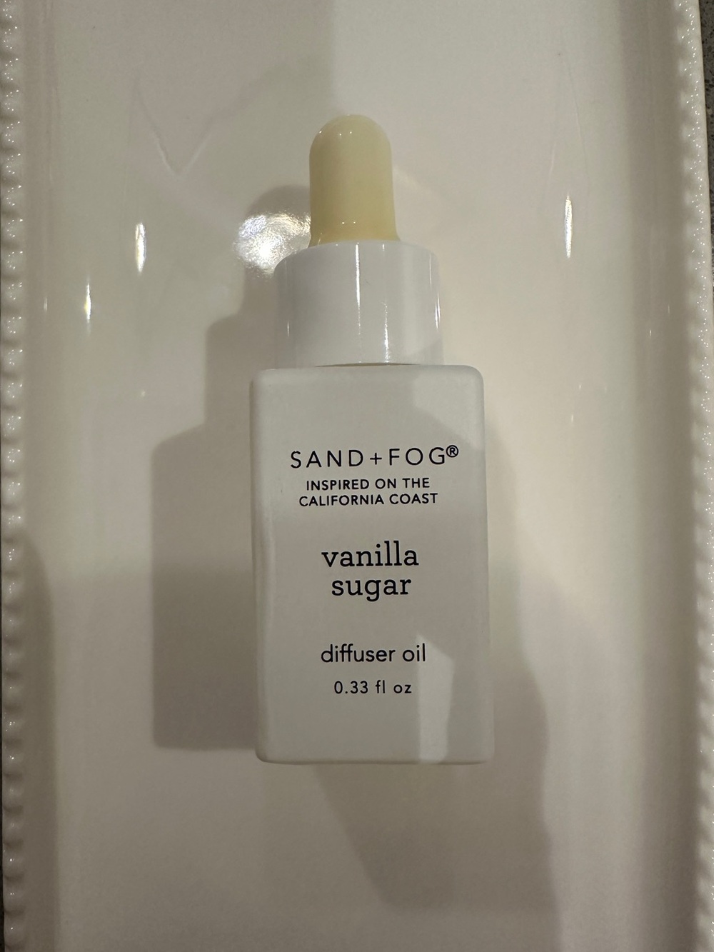SAND + FOG Vanilla Sugar Diffuser Oil - White